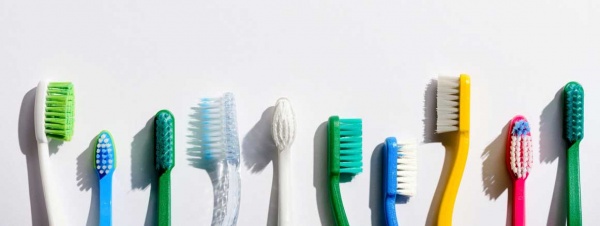 What bristle to choose a toothbrush