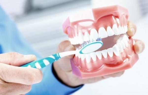 Rules for oral care after caries treatment