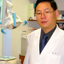 John Shi, DDS - Centre Dental